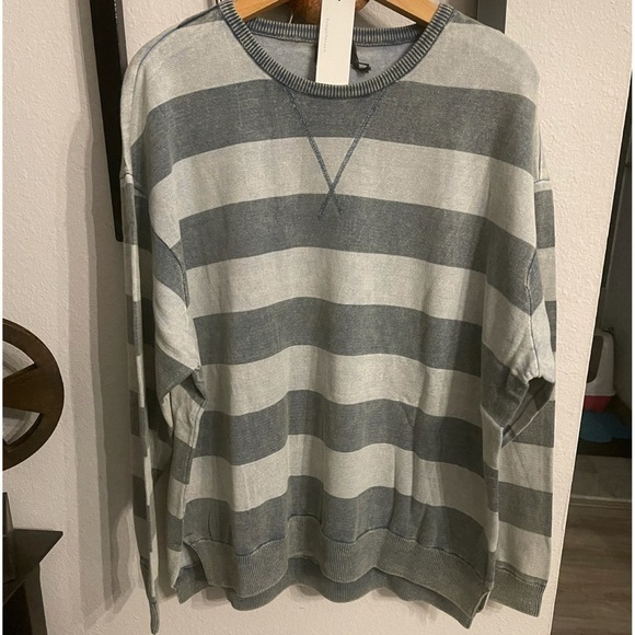 Blue Striped V-Stitched Stone Washed Sweater - Picture 5 of 12